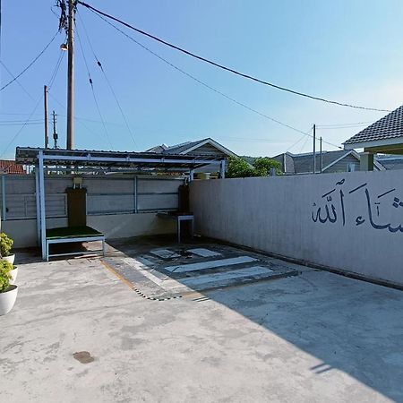 Maisarah Homestay 창룬 외부 사진