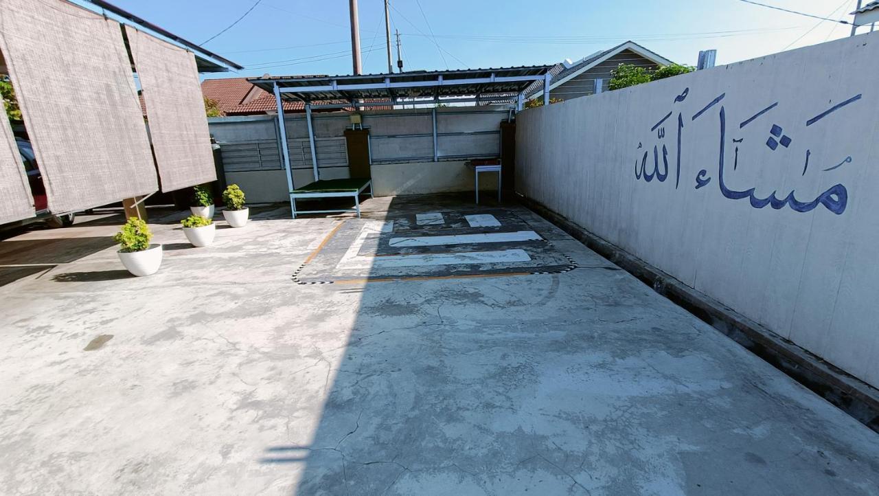 Maisarah Homestay 창룬 외부 사진