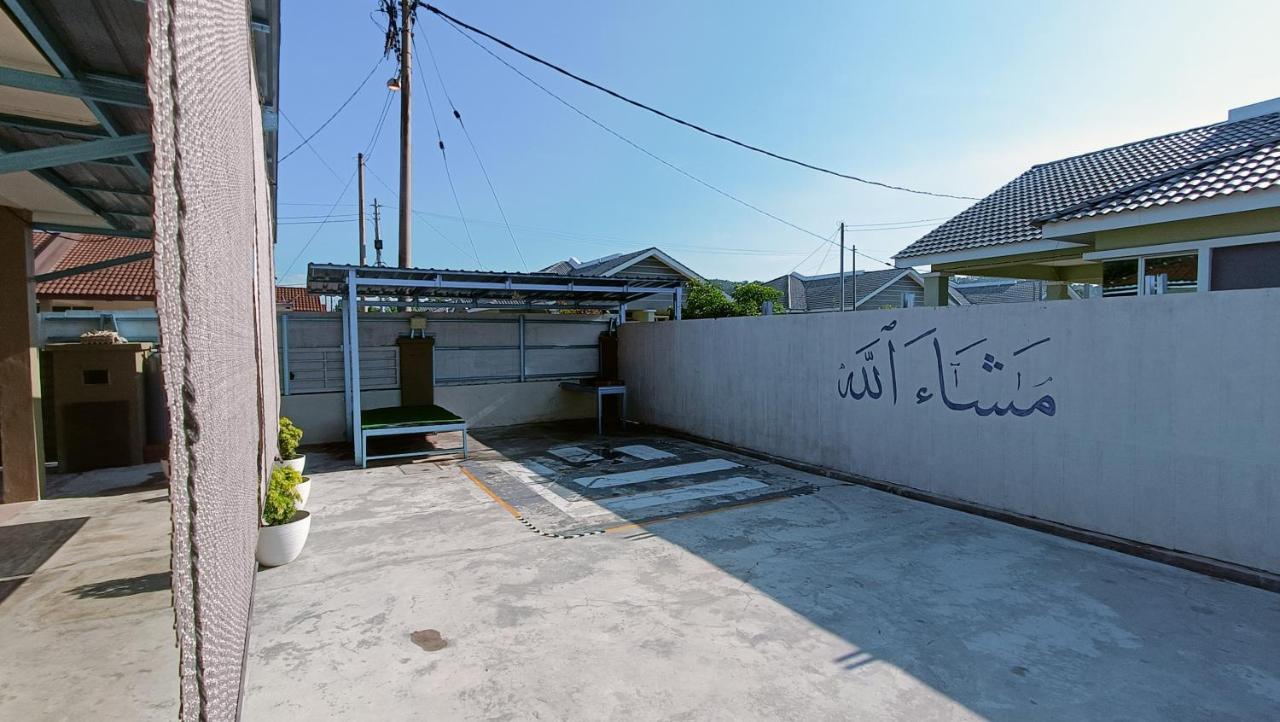 Maisarah Homestay 창룬 외부 사진