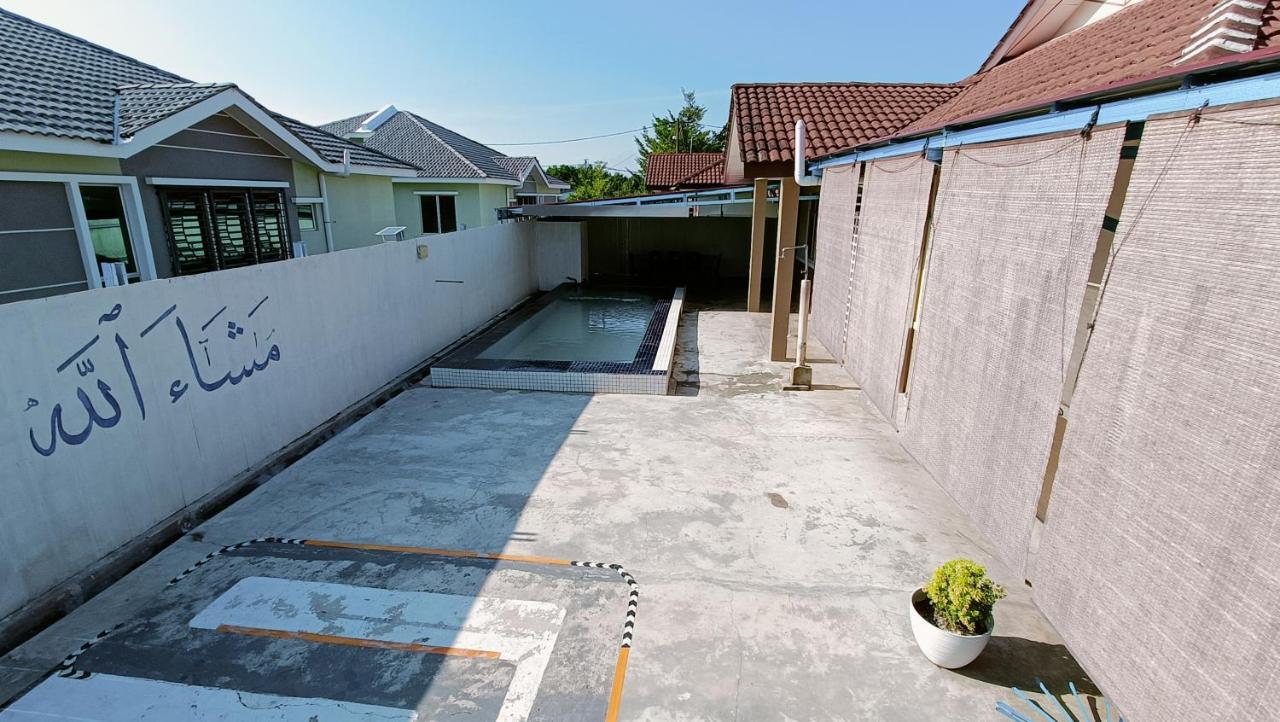 Maisarah Homestay 창룬 외부 사진