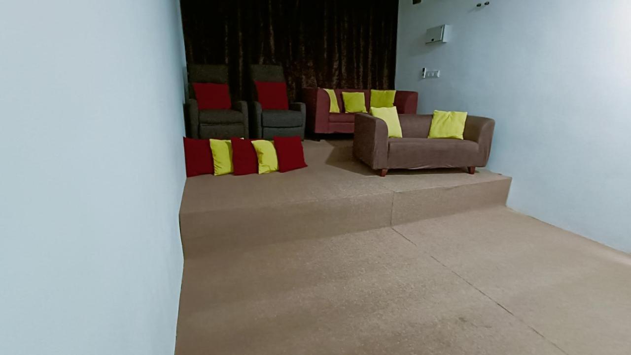 Maisarah Homestay 창룬 외부 사진