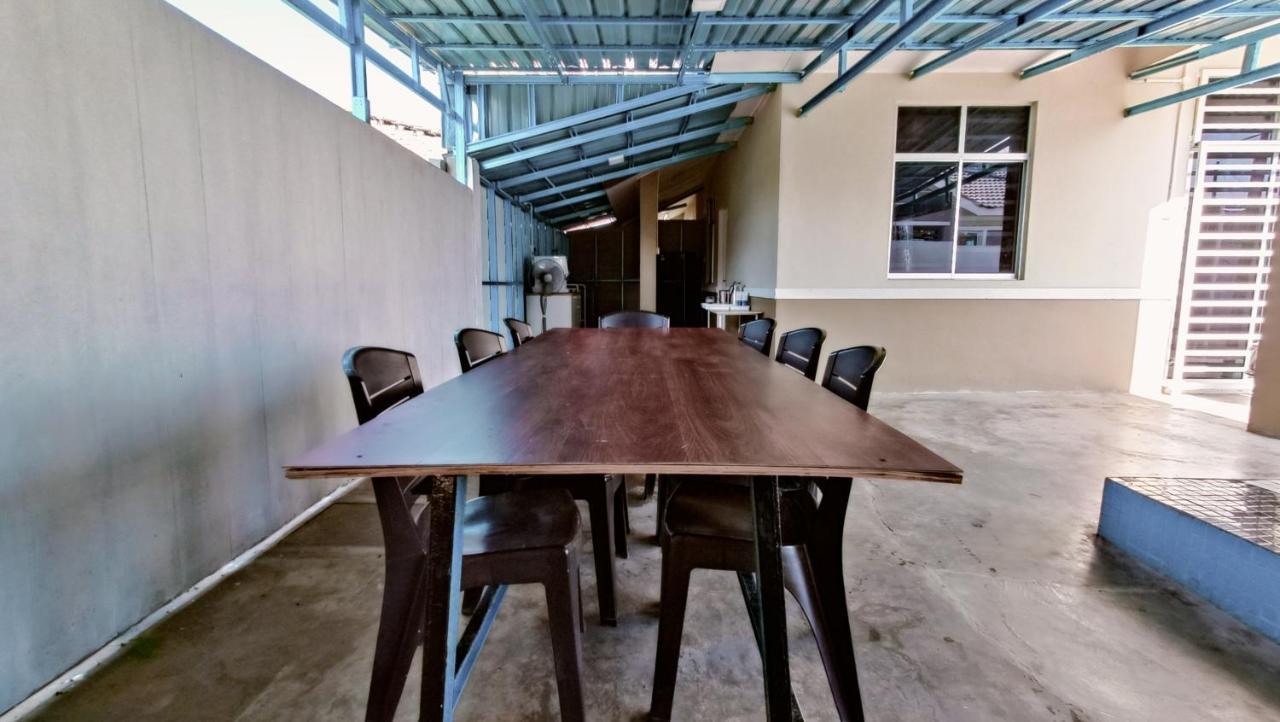 Maisarah Homestay 창룬 외부 사진